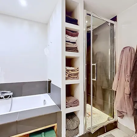 شقة Charming Flat Near Parc Monceau *